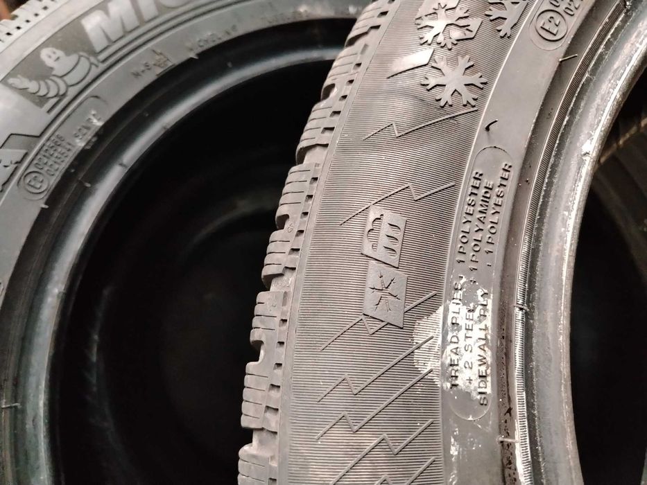 4бр.зимни гуми 235/55/18 Michelin