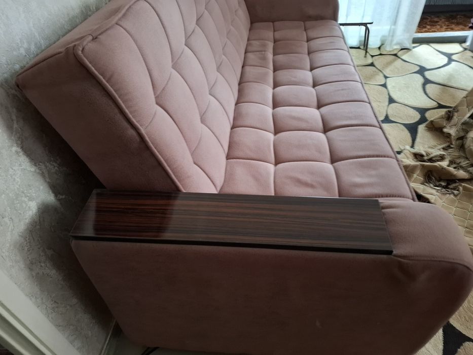 Продается диван б/у