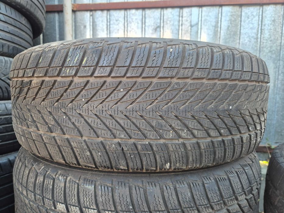4 Anvelope de IARNA - 215/55/17 98V - GoodYear UGP3 - Stare F BUNA - DOT 2025 !