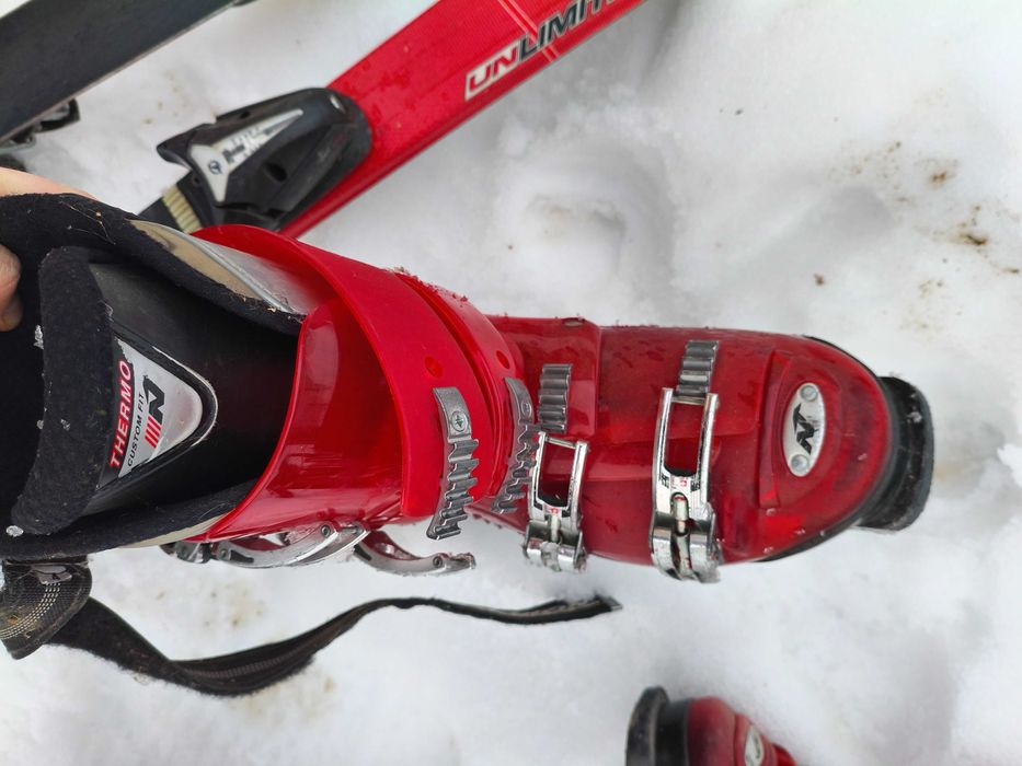 Clapari 29-29.5 NORDICA + SKIURI VOLKI 163 CM 1630mm pt inaltime 1.80M