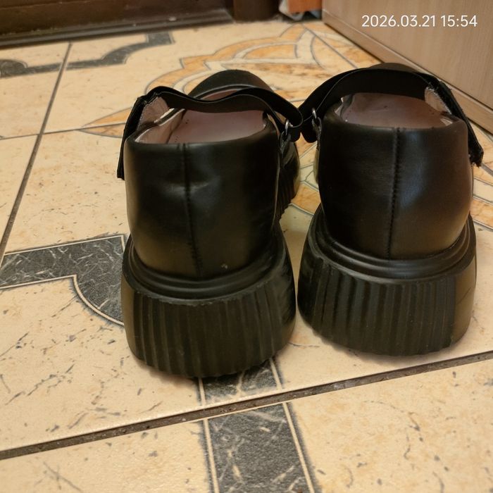 Туфли подростковые