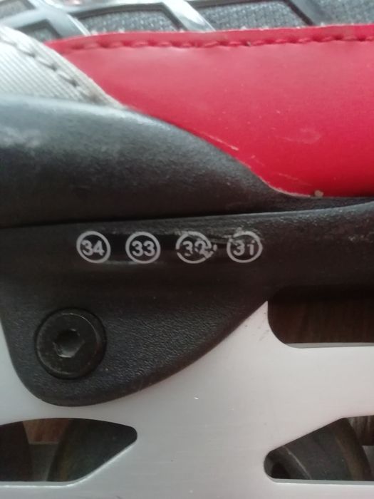 Продам роликовые коньки