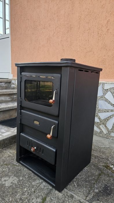 Печка (камина) с водна риза PRITY K22 CP W10