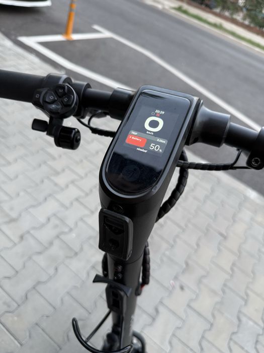 Trotineta electrica Segway Ninebot Max G3 delimitata 45km/h- Baterie Noua