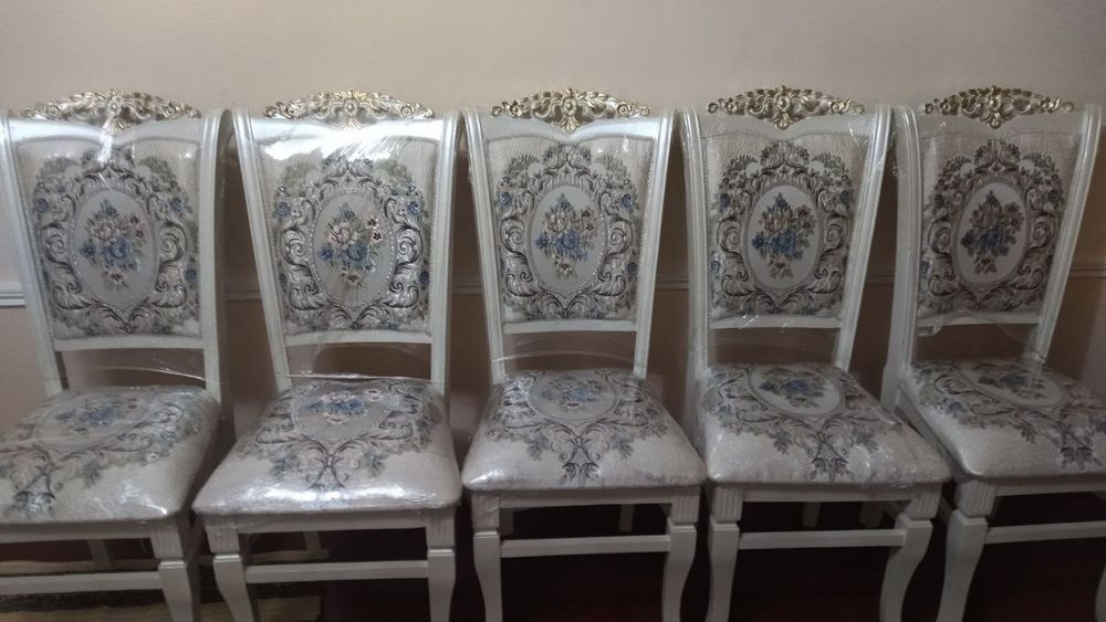 Продаётся стул..