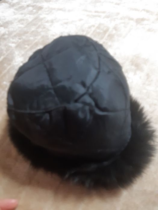 Caciula vulpe neagra