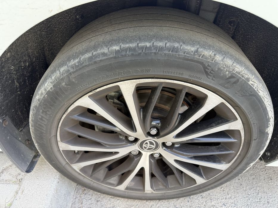 235/45/18 Bridgestone лето комплект