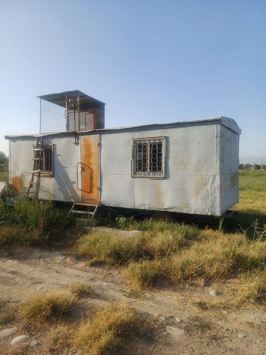 Домик на колёсах