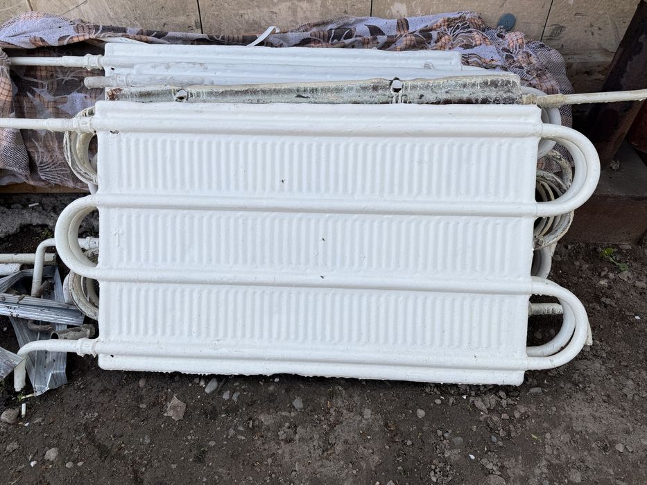 Продам советские батареи (паровой)