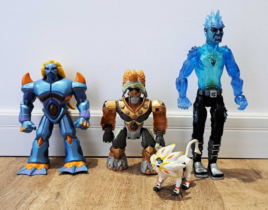 Lot 40 figurine: Marvel, DC, Star Wars, Gormiti, Pokemon, etc