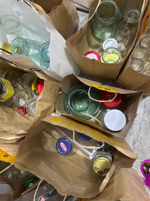 Банки разного объема