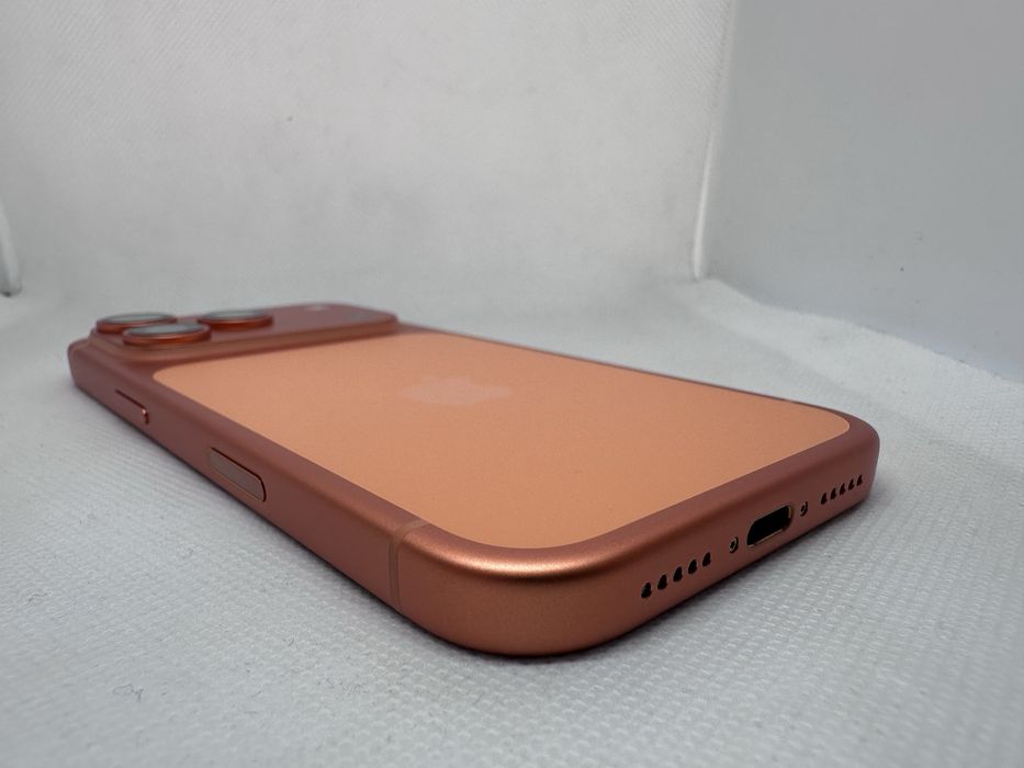 *Нов* Apple iPhone 17 Pro 256 GB Cosmic Orange Unlocked