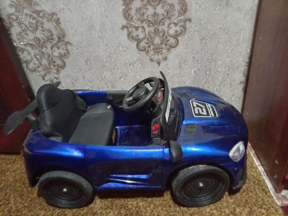 Электромобиль продам