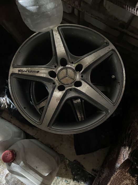 Титанка на мерседес