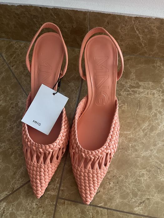 Saboti Mango, marimile 37 si 38