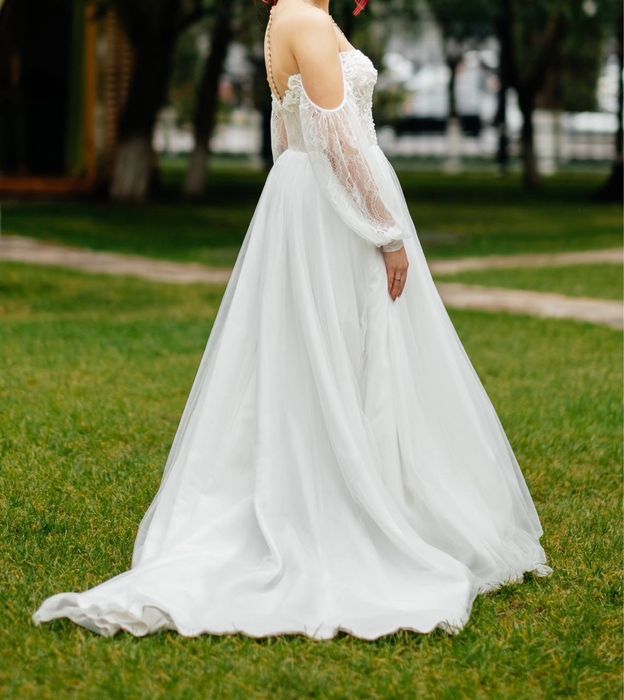 Свадебное платье