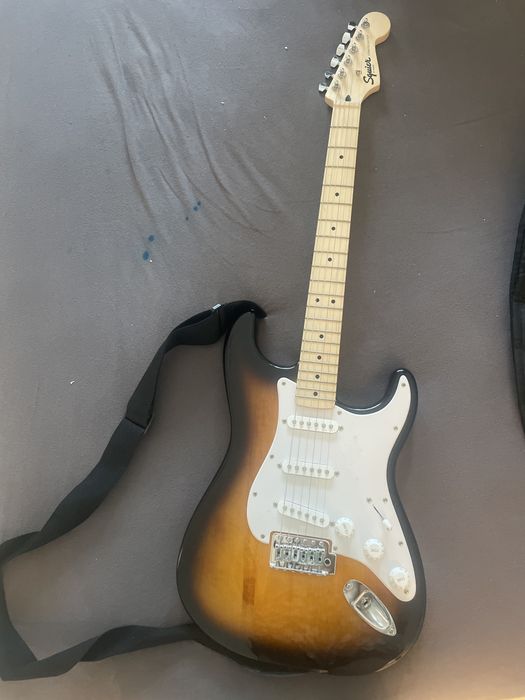 Chitara electronica fender
