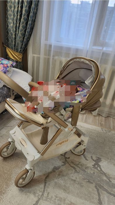 Продам детскую прогулочную коляску