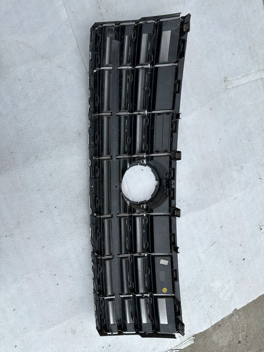 Grilă radiator vw touareg cr 7.