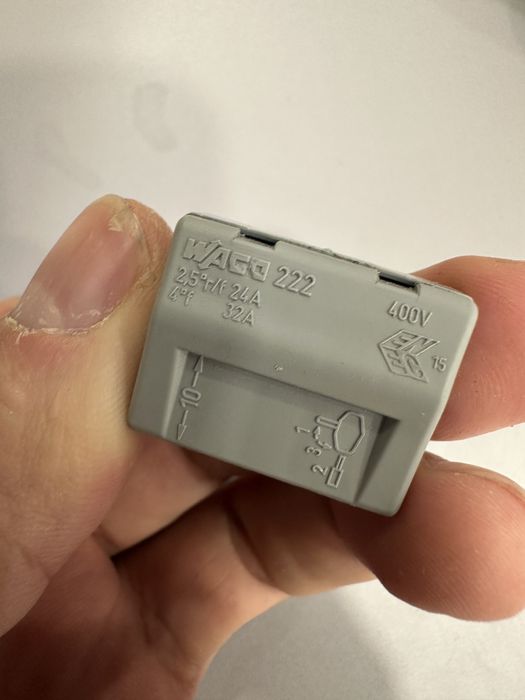 Коемники Wago соединитель