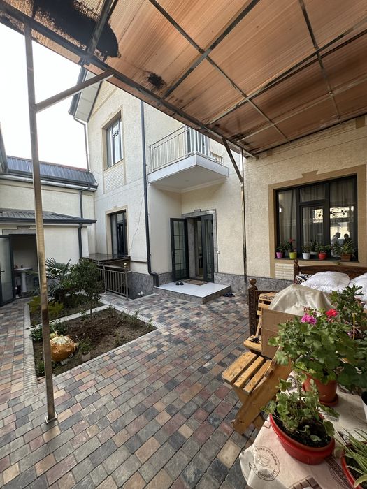 Сдается Коттедж в Аренду 1.6соток 5 комнат Хонобод