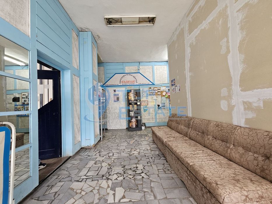 Продава се Офис в Велико Търново, Център - 237 кв.м за 838 €/кв.м - Снимка #8