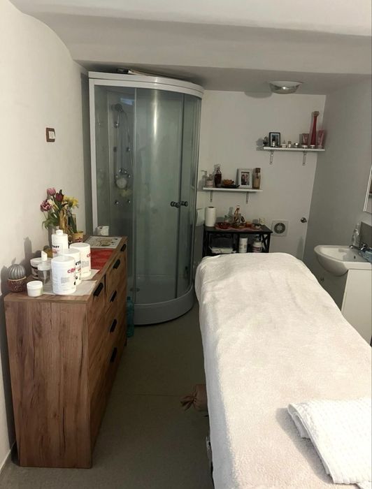 cosmetica, gene, masaj, mani pedi.