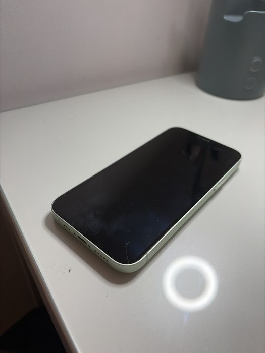 iPhone 12 64 GB Verde – Stare foarte bună