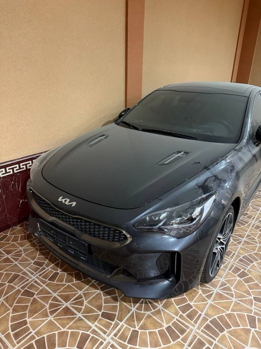 Kia Stinger 3.3 Turbo 2023