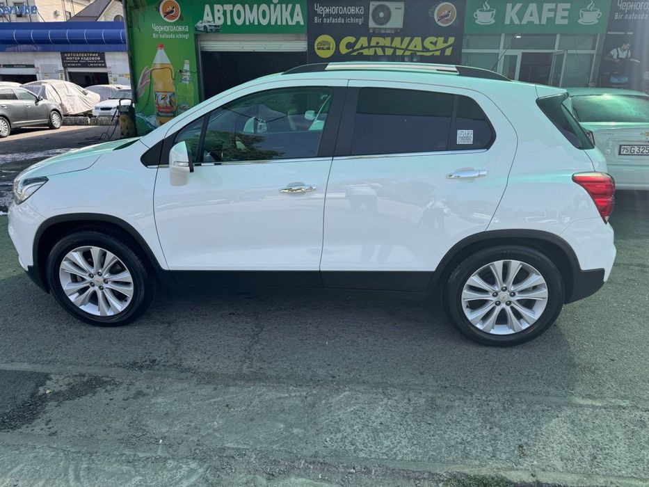 Traker 1 Premier год 2019 пробег 51000, чистая, обьем 1,8