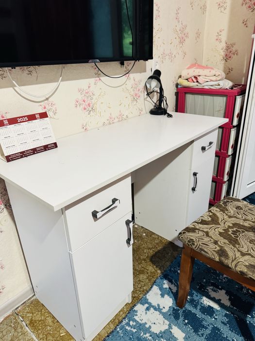 Шкафчик для детской комнаты.