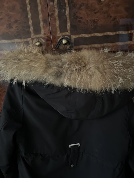 Парка черного цвета 75 см