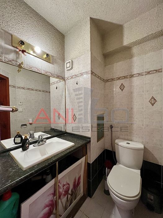 Продава се Четиристаен апартамент в София, Лозенец - 195 кв.м за 1326 €/кв.м - Снимка #12