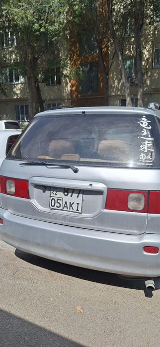 Toyota Ipsum жағдайы жақсы