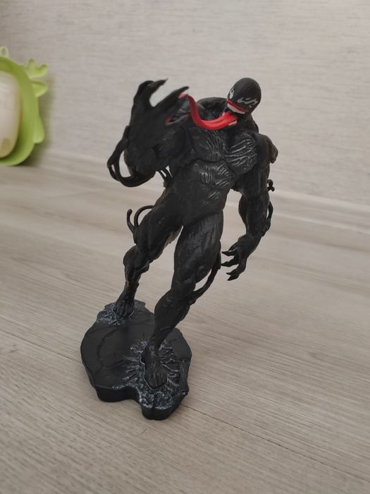 Колекционерска фигурка Venom