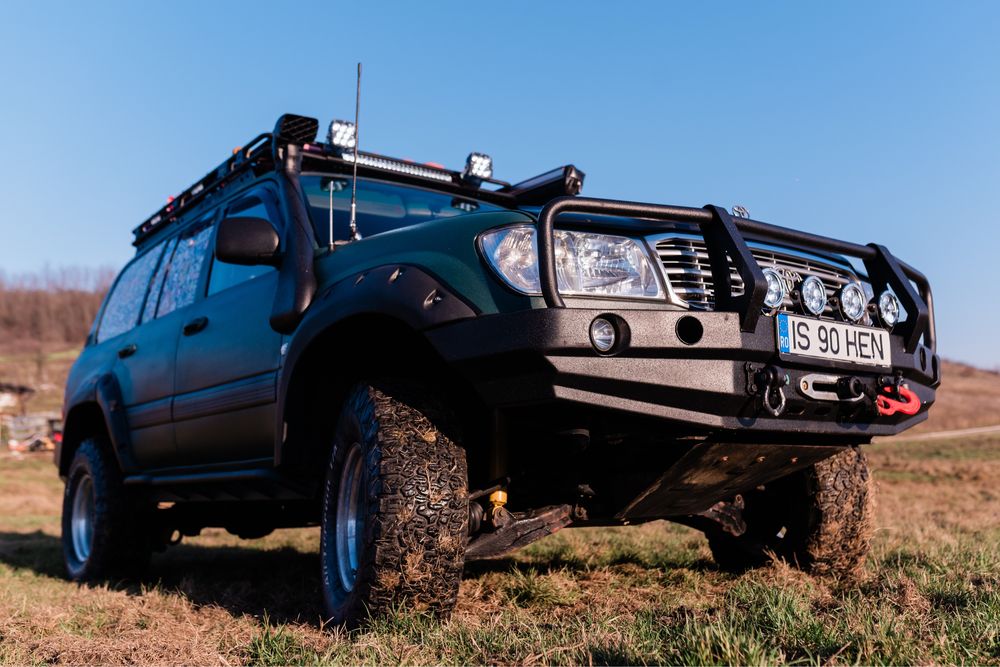 Toyota Land Cruiser HDJ 100 Overlanding top