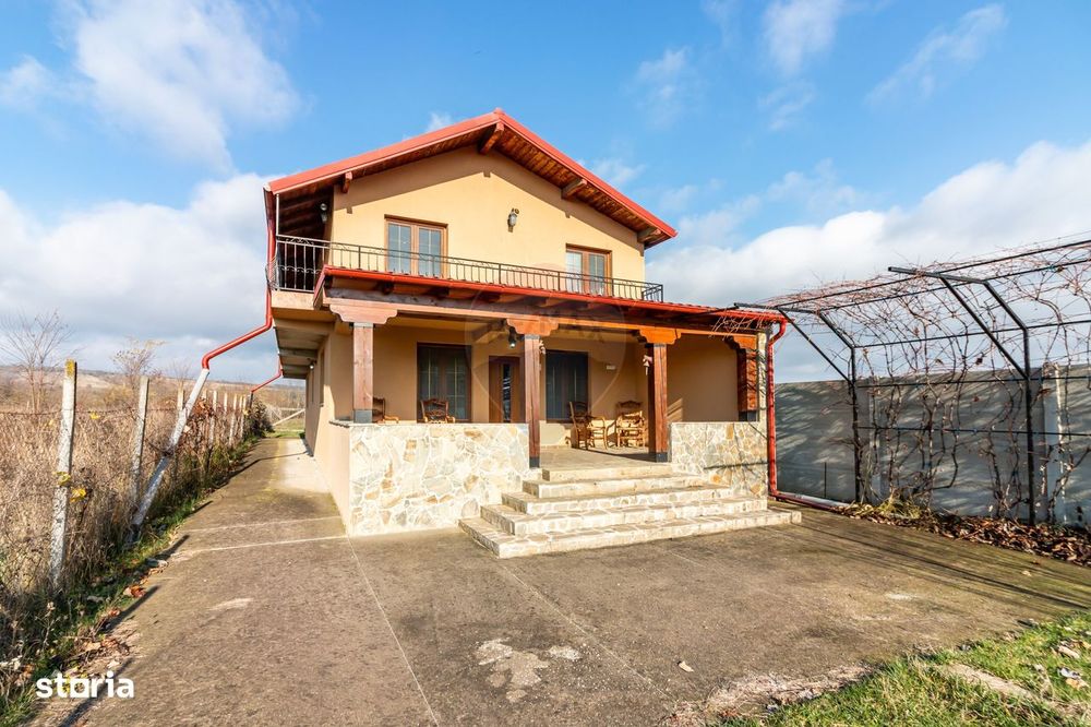 Casă finalizată, 278 mp teren 2305 mp Pleașa, Bucov, Ploiesti