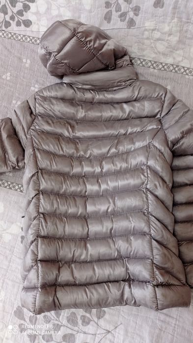 Куртка на девочку 8-9 лет в хорошем состоянии на осень-весну