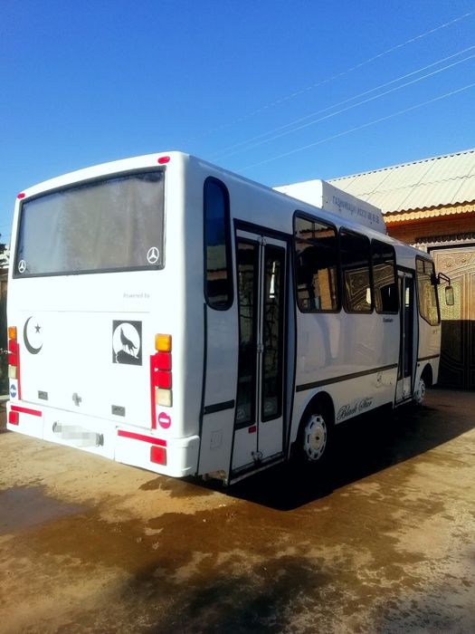 Isuzu avtobusi sotiladi