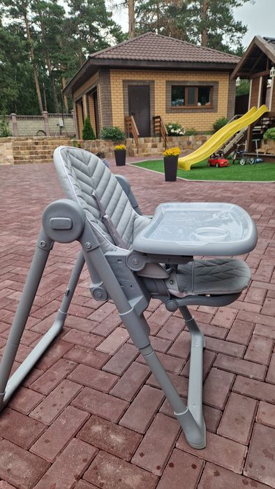 Продам стульчик для кормления