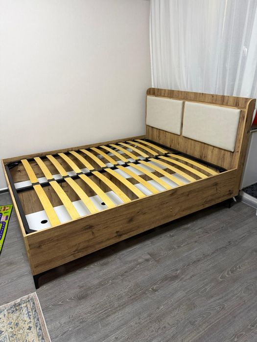 Продам кровать новую