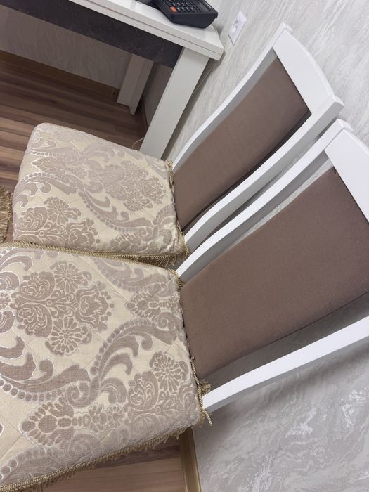 Продам стол стулья