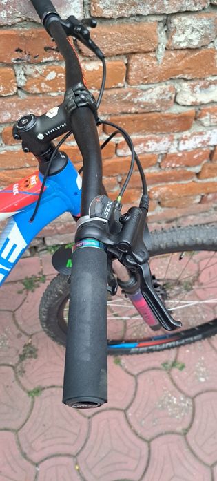 Vind bicicleta cube