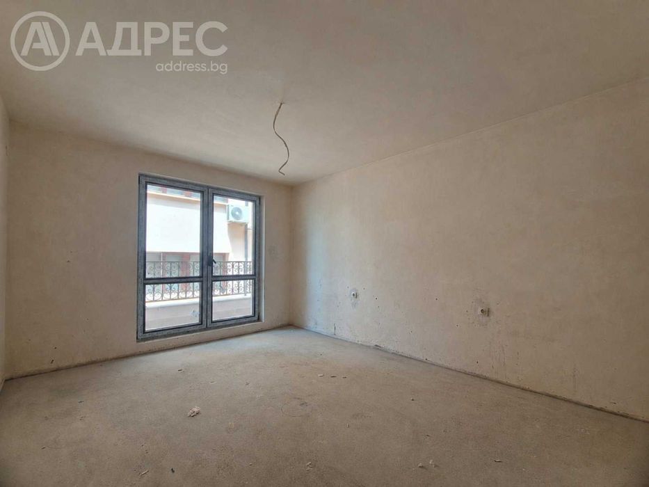 Двустаен апартамент, Център, 71 кв.м., ет. 2/6, нов, с акт 16