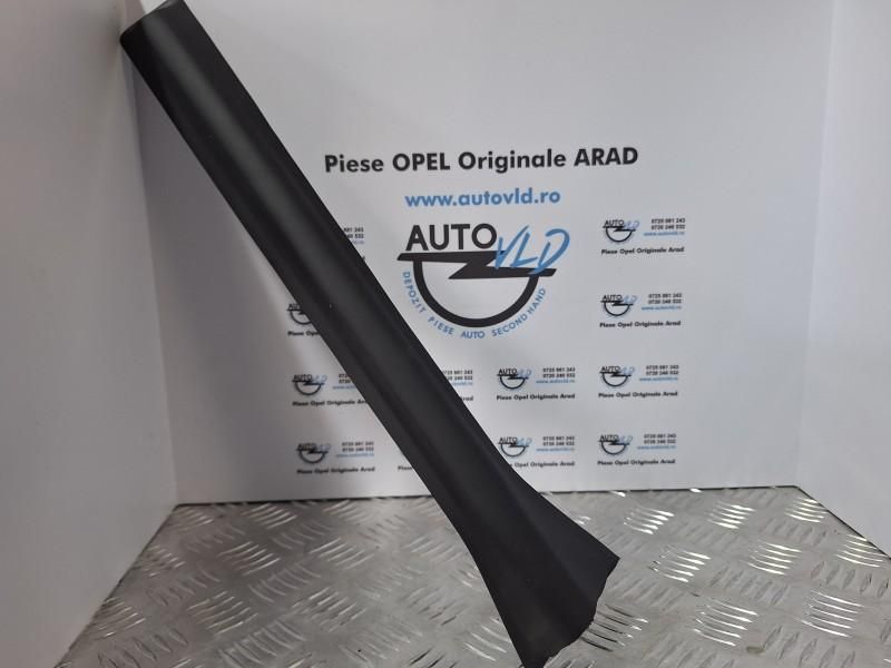 Cheder stalp stanga fata original Opel Astra H facelift