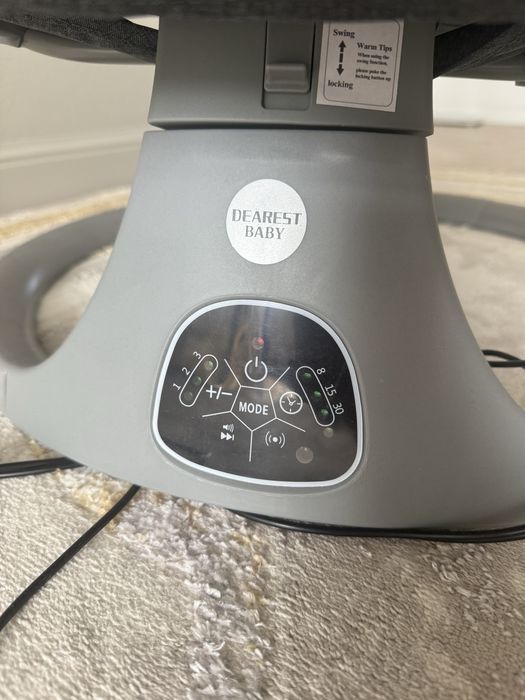 Продам шезлонг для новорожденных