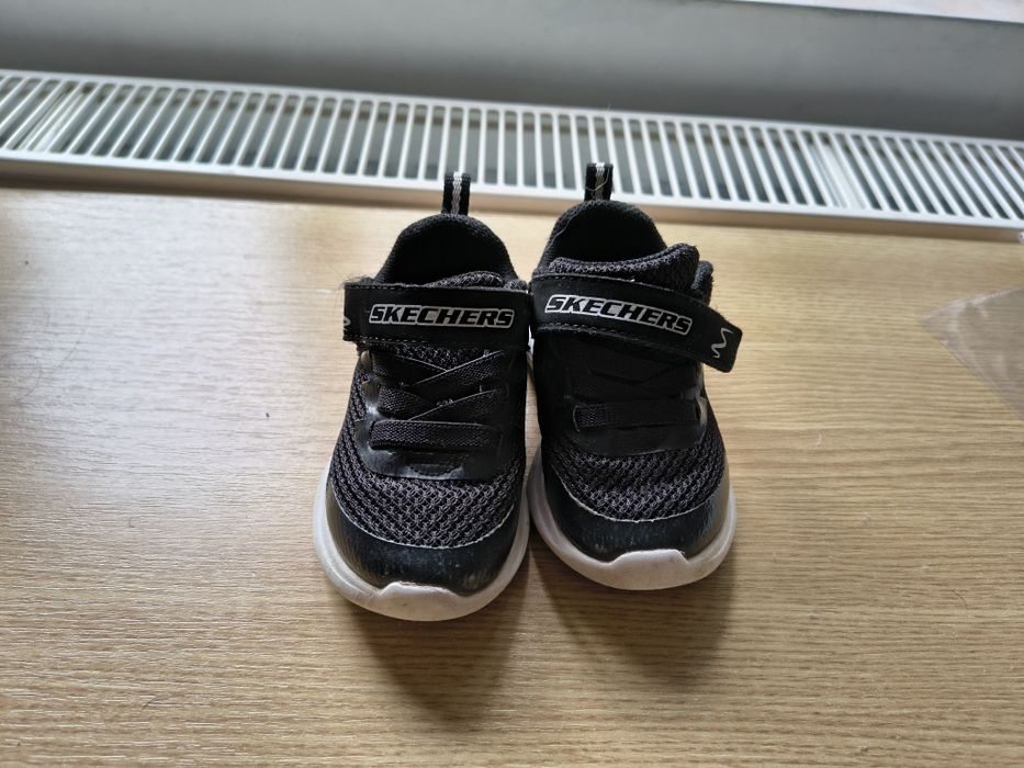 Adidasi copil Skechers marimea 22