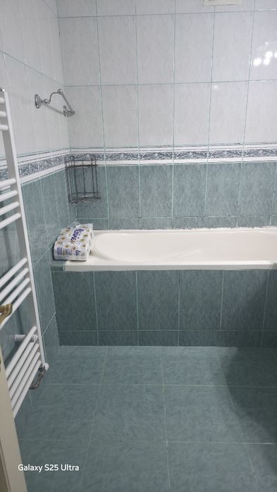 Chirie apartament cu 3 camera