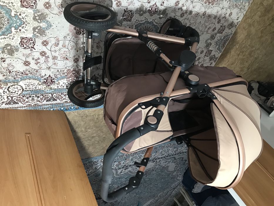 Продаю коляску 20000тг