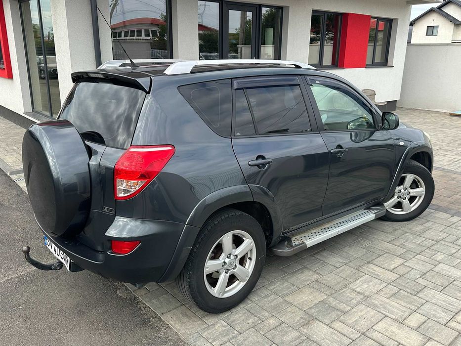 Toyota RAV-4 2,2 d-cat 4x4 2008 accept variante !